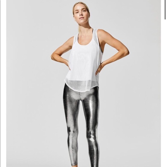 $78 Heroine Sport Layered Tank White in Small Carbon38 - Picture 7 of 10